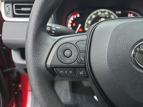 Used 2023 Toyota RAV4 LE image 16
