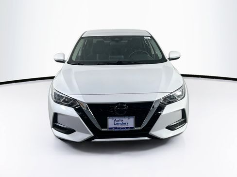 Used 2020 Nissan Sentra SV FWD image 2