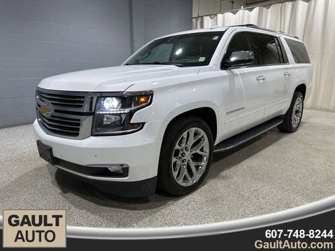 Used 2019 Chevrolet Suburban Premier image 4