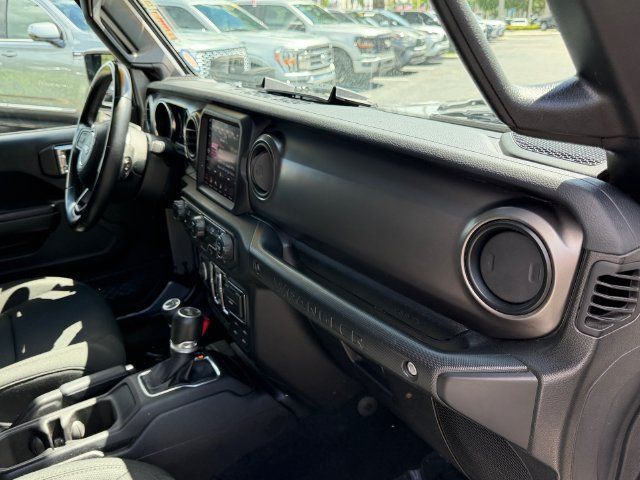 Used 2020 Jeep Wrangler Unlimited Sport S w/ Sun And Sound Package AWD/4WD image 18