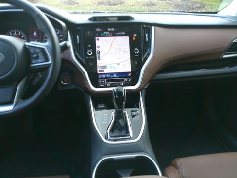 Used 2022 Subaru Outback Touring XT image 37