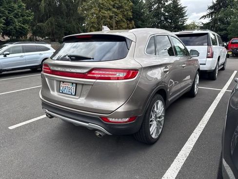 Used 2019 Lincoln MKC Reserve AWD/4WD image 3
