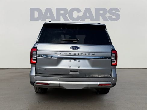 Used 2024 Ford Expedition Limited image 6