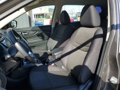 Used 2017 Nissan Rogue SV FWD image 17