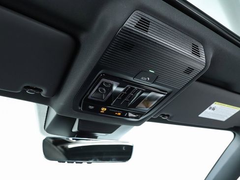 New 2026 Volkswagen Tiguan SE R-Line image 65