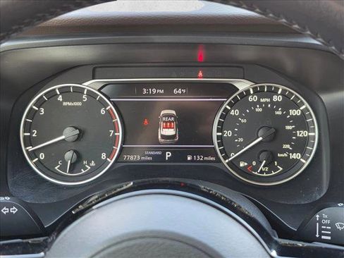 Used 2023 Nissan Rogue SV w/ SV Premium B Package image 11