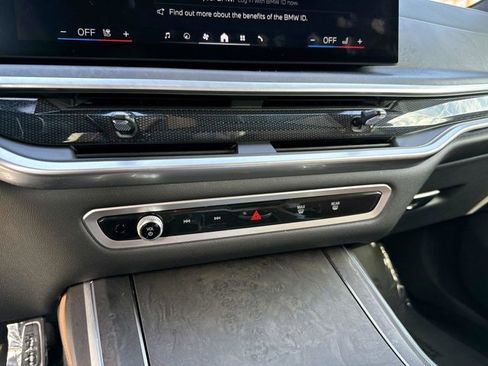 Certified 2024 BMW X7 xDrive40i w/ Executive Package image 30