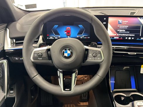 Used 2026 BMW X2 xDrive28i w/ Technology Package AWD/4WD image 18