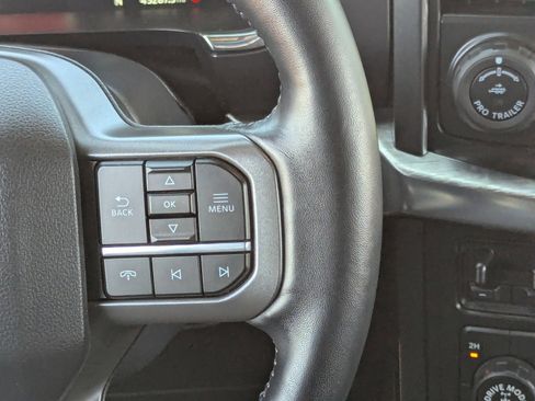 Used 2022 Ford F150 Lariat w/ Max Trailer Tow Package image 24