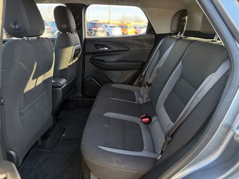 Used 2022 Chevrolet TrailBlazer LT w/ Convenience Package image 13