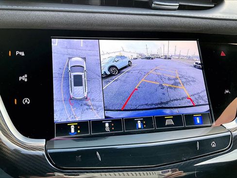 Used 2024 Cadillac XT6 Sport w/ Platinum Package image 26