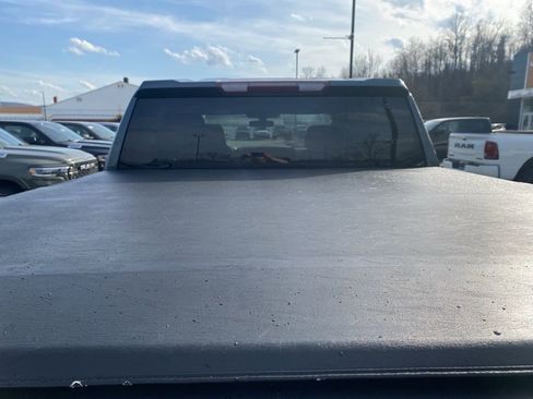 Used 2020 GMC Sierra 1500 SLE w/ SLE Value Package image 8