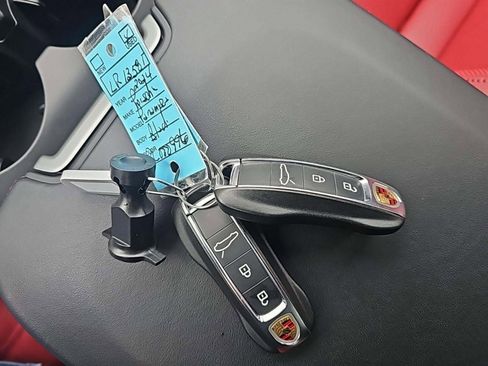 Used 2024 Porsche Panamera Panamera image 5