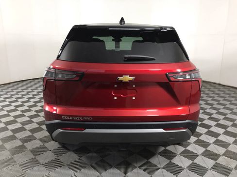 New 2026 Chevrolet Equinox LT w/ Convenience Package II image 12
