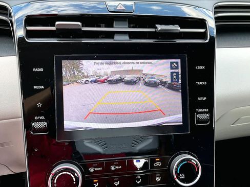 Used 2024 Hyundai Tucson SE image 24