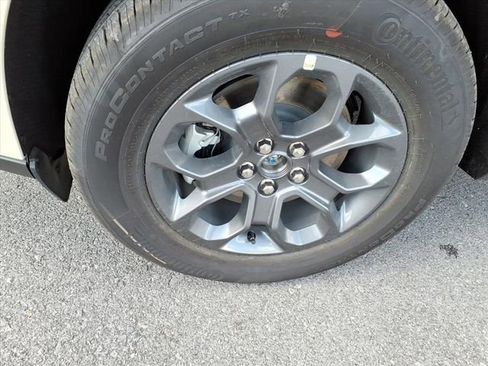 New 2025 Ford Maverick XLT w/ Equipment Group 301A image 15