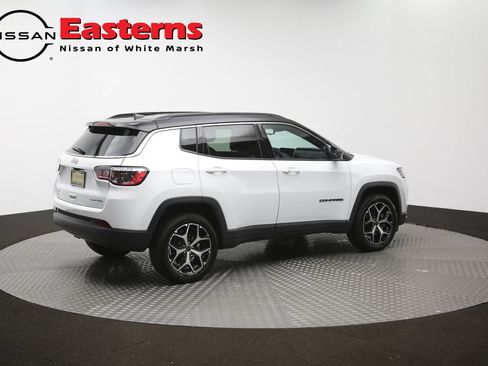 Used 2025 Jeep Compass Limited AWD/4WD image 40