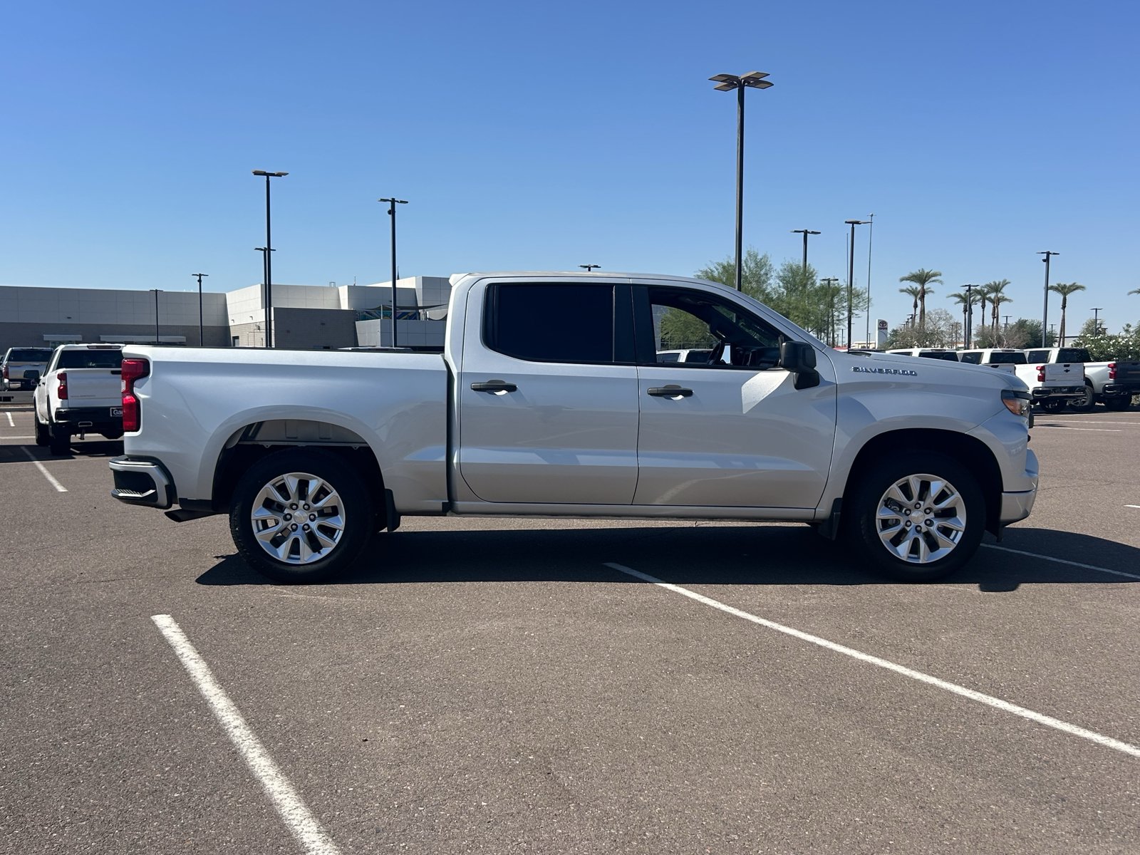 Certified 2022 Chevrolet Silverado 1500 Custom RWD image 6