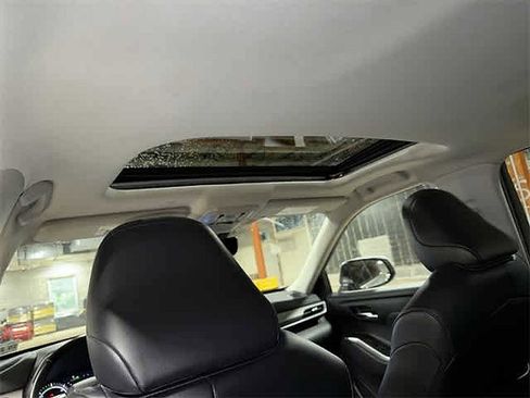 Certified 2021 Toyota Highlander XLE image 59