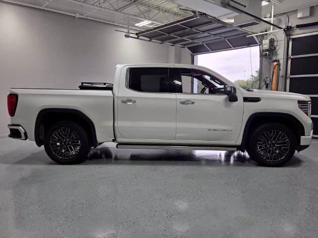 Used 2022 GMC Sierra 1500 Denali Ultimate AWD/4WD image 12