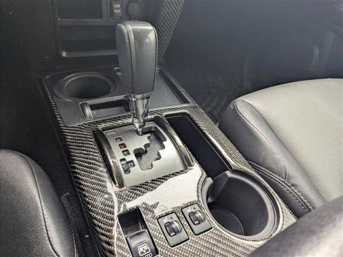 Used 2017 Toyota 4Runner SR5 Premium RWD image 7