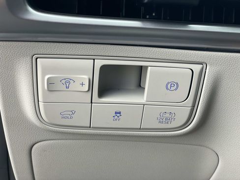 Certified 2025 Hyundai Tucson Limited image 19