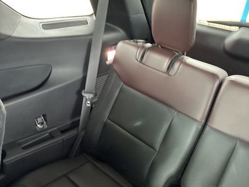 Used 2022 Ford Explorer Platinum w/ Equipment Group 601A image 18