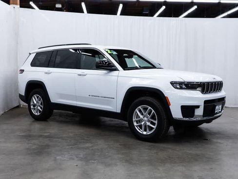 Used 2025 Jeep Grand Cherokee L Laredo w/ Luxury Tech Group I AWD/4WD image 1