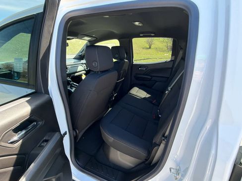 New 2026 GMC Canyon Elevation image 19