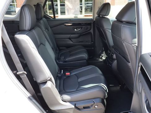 Used 2023 Honda Pilot Touring image 44
