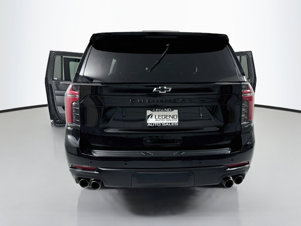 Used 2025 Chevrolet Suburban Z71 AWD/4WD image 21