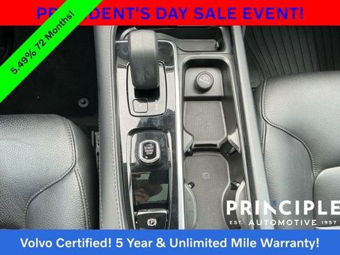 Certified 2023 Volvo XC90 B6 Core w/ Climate Package image 21