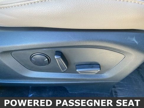 Used 2024 Ford Explorer Limited image 20