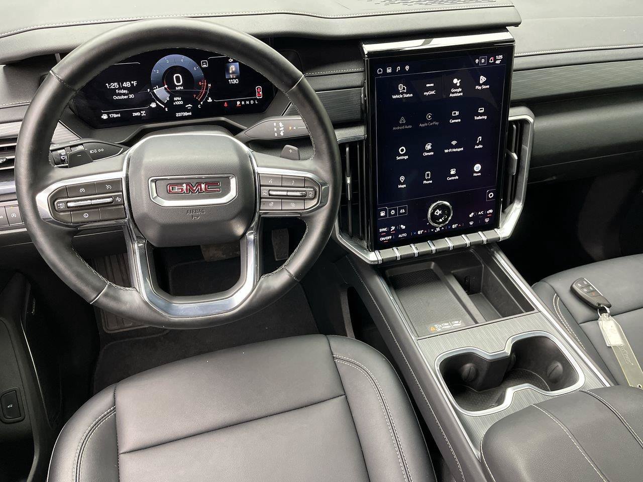Certified 2026 GMC Acadia Elevation w/ Elevation Premium Package AWD/4WD image 17