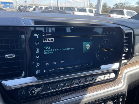 Used 2022 Chevrolet Silverado 1500 LT Trail Boss w/ Convenience Package II image 23