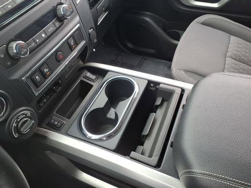 Certified 2024 Nissan Titan SV w/ SV Convenience Package image 33