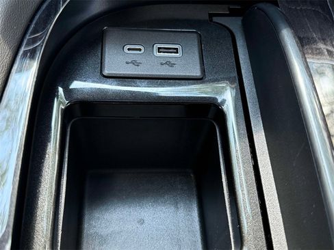 Certified 2023 Cadillac Escalade Sport w/ Touring Package image 28