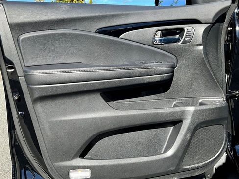 Used 2022 Honda Pilot Elite image 27