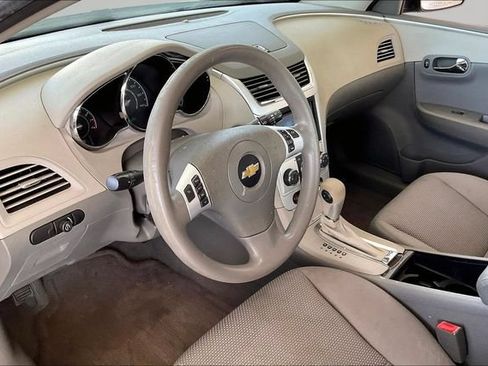 Used 2011 Chevrolet Malibu LS FWD image 11