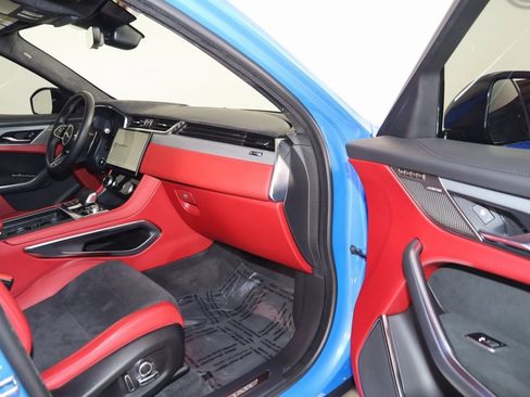 Used 2024 Jaguar F-PACE SVR image 82