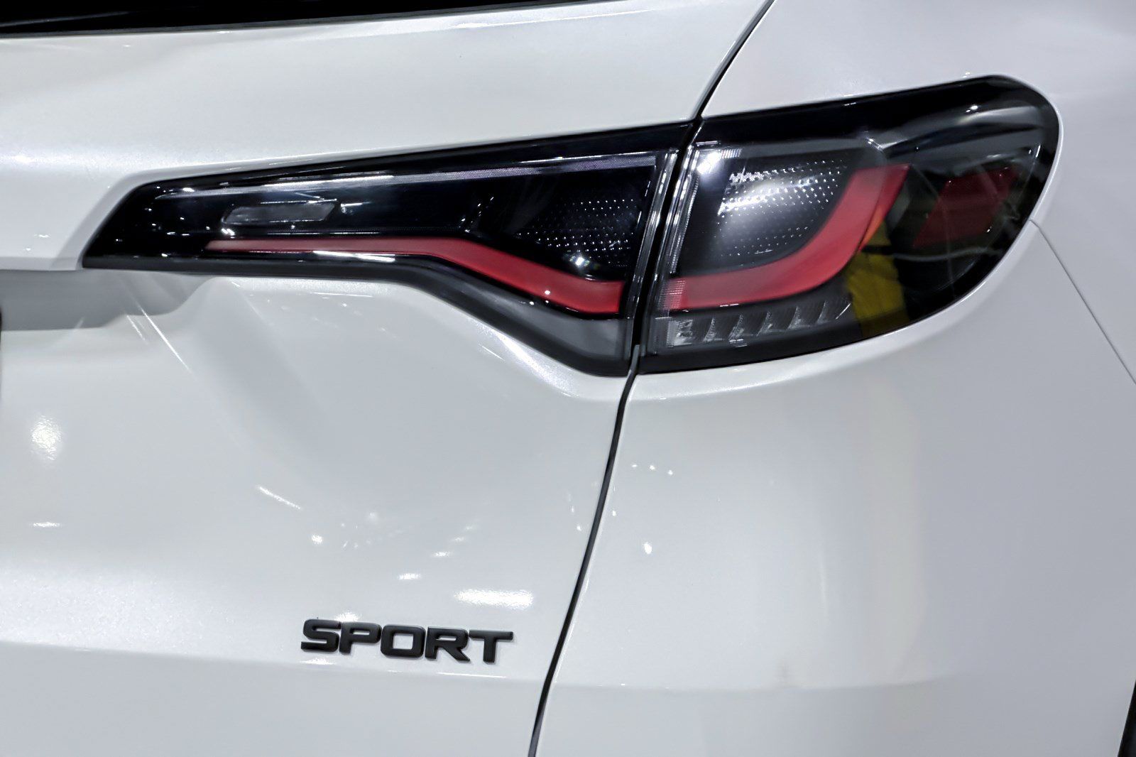 Used 2025 Honda HR-V Sport image 28