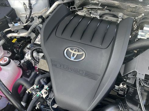 Used 2026 Toyota Crown Platinum image 36