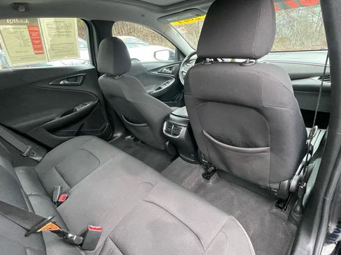 Used 2021 Chevrolet Malibu LT image 24