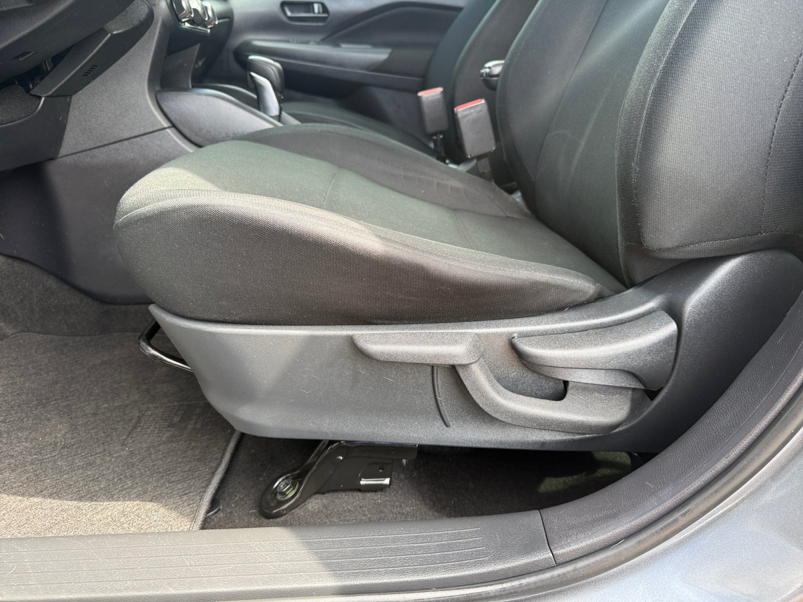 Used 2024 Nissan Kicks S FWD image 14