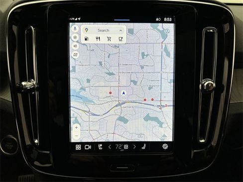 Certified 2025 Volvo XC40 B5 Plus image 18