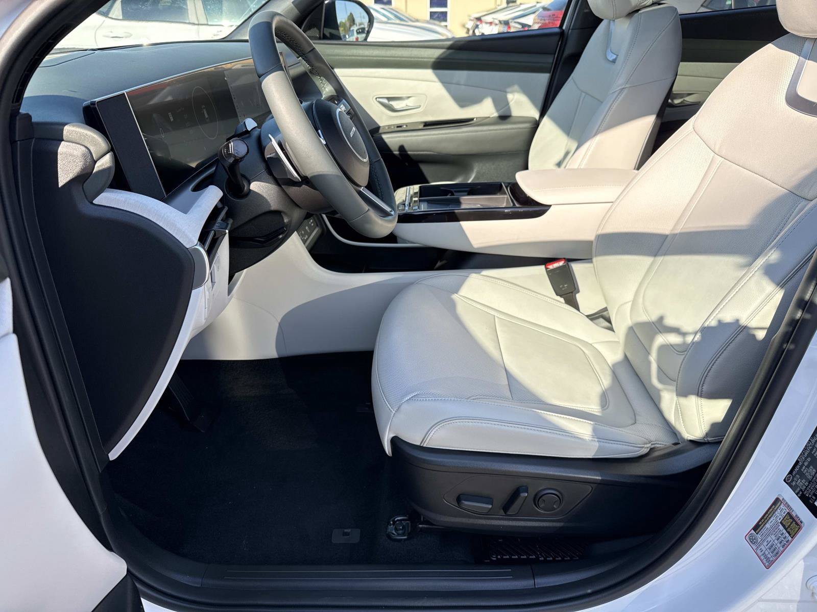New 2026 Hyundai Tucson Limited AWD/4WD image 10