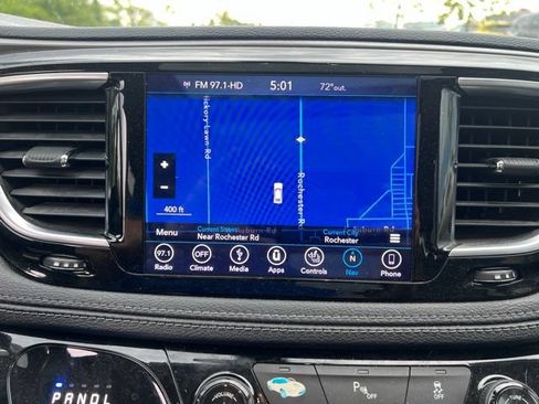 Used 2019 Chrysler Pacifica Limited FWD image 29