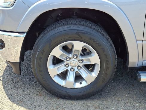 Certified 2022 RAM 1500 Laramie image 29