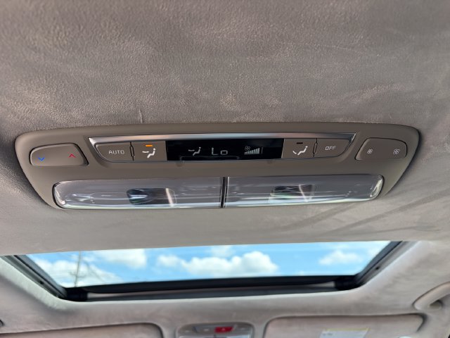 Certified 2024 Kia Telluride SX Prestige AWD/4WD image 31