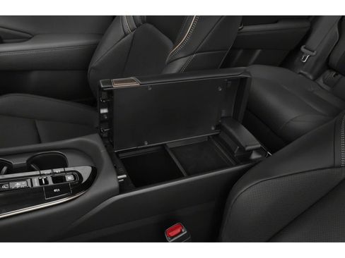 New 2025 Toyota Crown Signia w/ Advanced Technology Package AWD/4WD image 9
